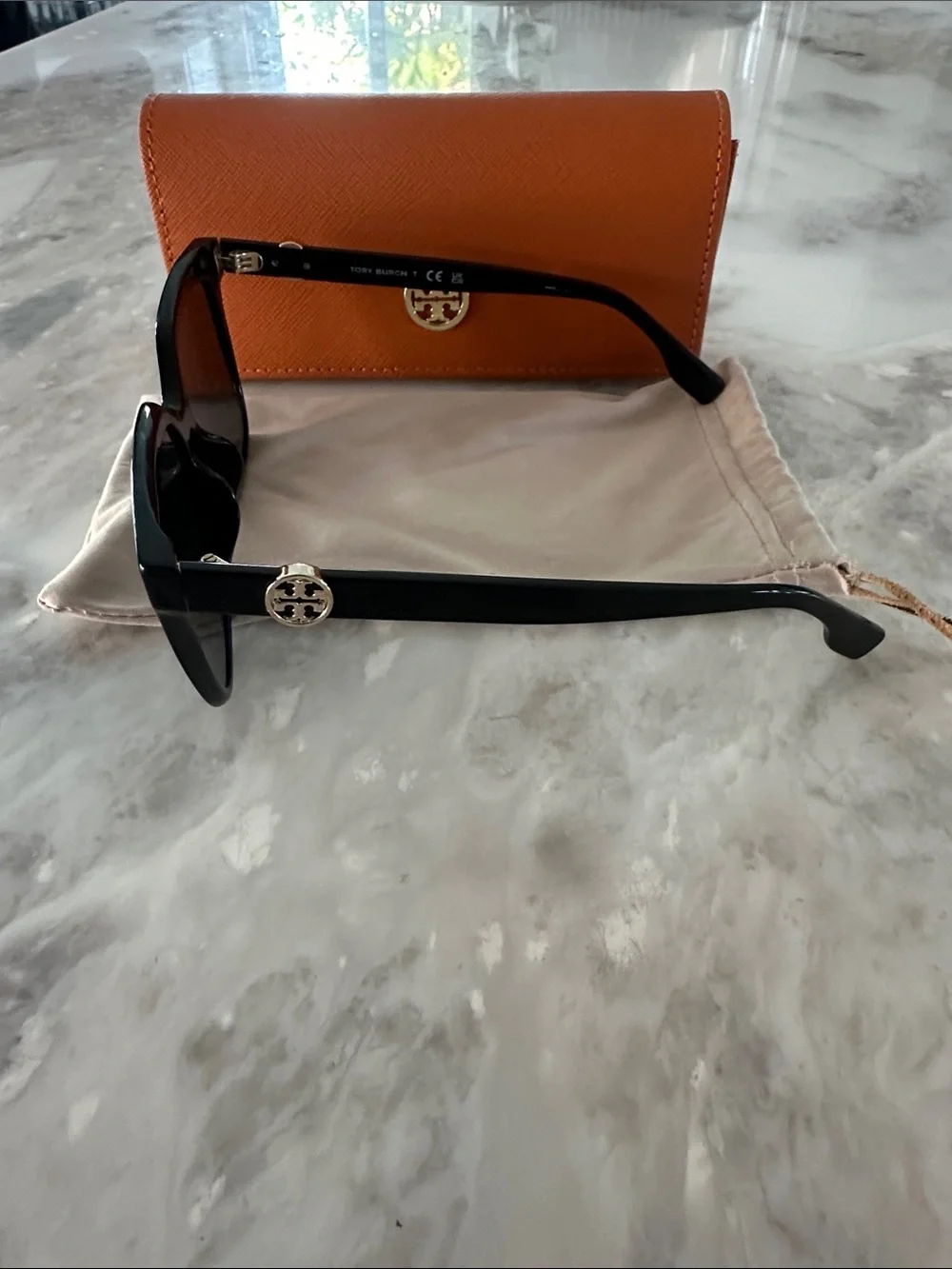 Tory Burch Women's Sunglasses TY7212D with case